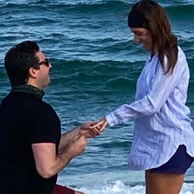 Dianna Russini and Kevin Goldschmidt got engaged in an island of New Jersey.